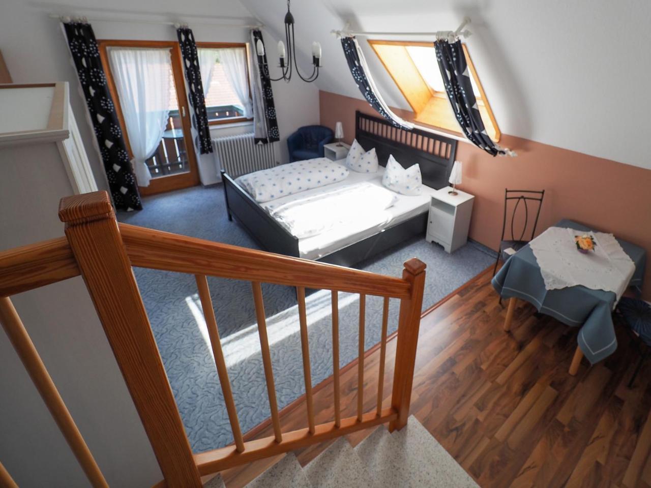 Landgasthof Zum Schwarzen Grat Isny im Allgäu Exteriér fotografie